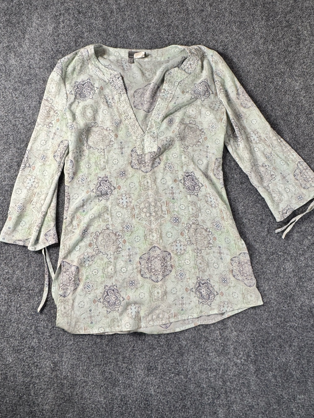 Mexx Mint, Navy and Beige Floral Medallion Sheet
